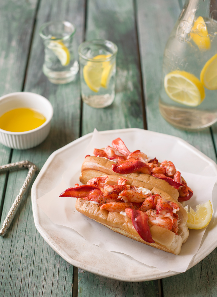 lobster roll on picnic table